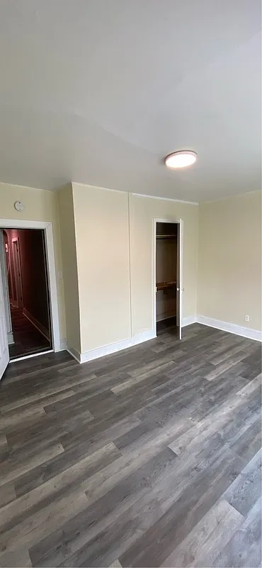 1 bed, 2.0 bath, 300 sqft, $825 — Photo 3