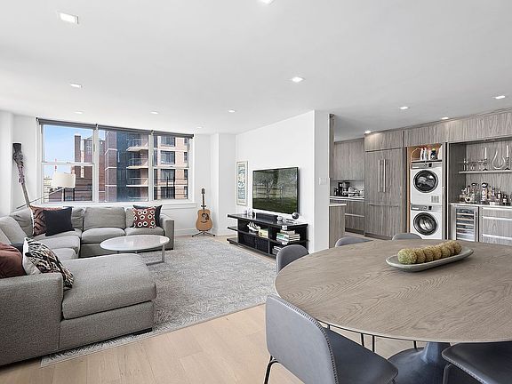2nd image of 250 E 65th St APT 12A