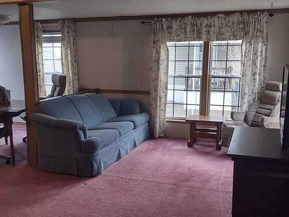 2nd image of 7325 Monticello Way