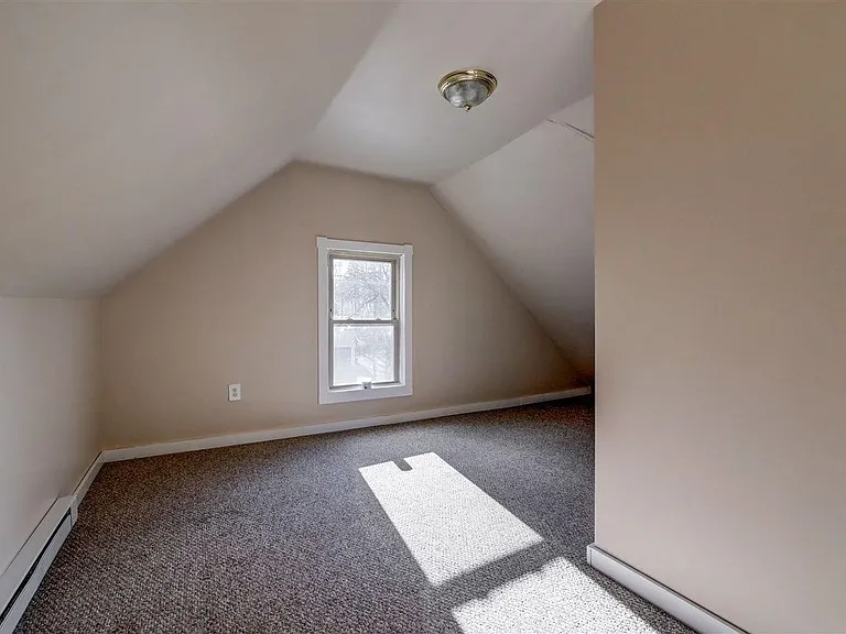 11 Taylor St — Photo 19