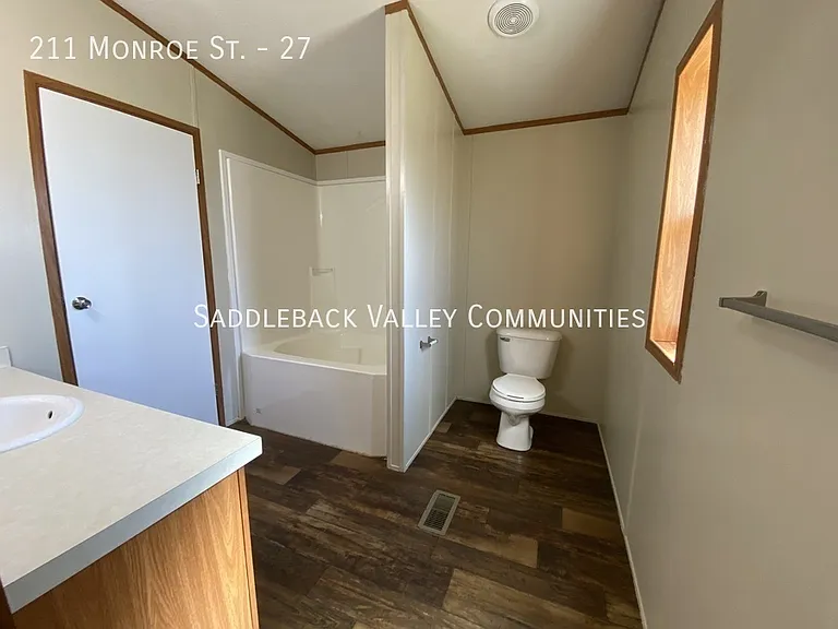 211 Monroe St #27 — Photo 13