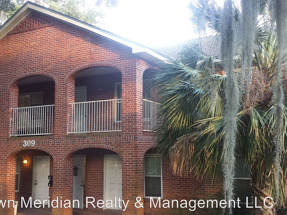 1st image of 309 W Osceola St APT 4