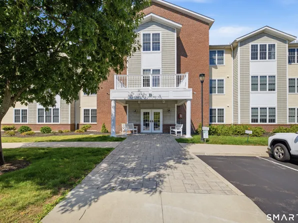 2590 Gold Star Highway #111, Groton, CT 06355