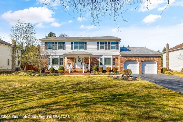 1st image of 7 Glenbrook Ct