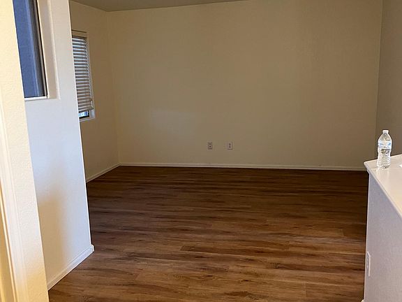 3rd image of 3613 E Potter Dr