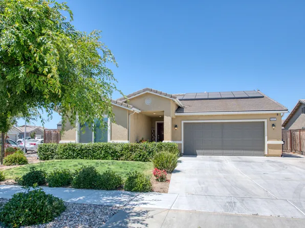 562 Virginia Avenue, Sanger, CA 93657