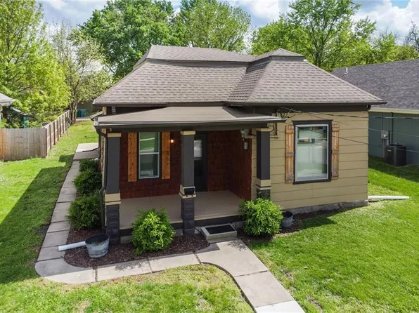 729 Brown Ave, Osawatomie, KS 66064