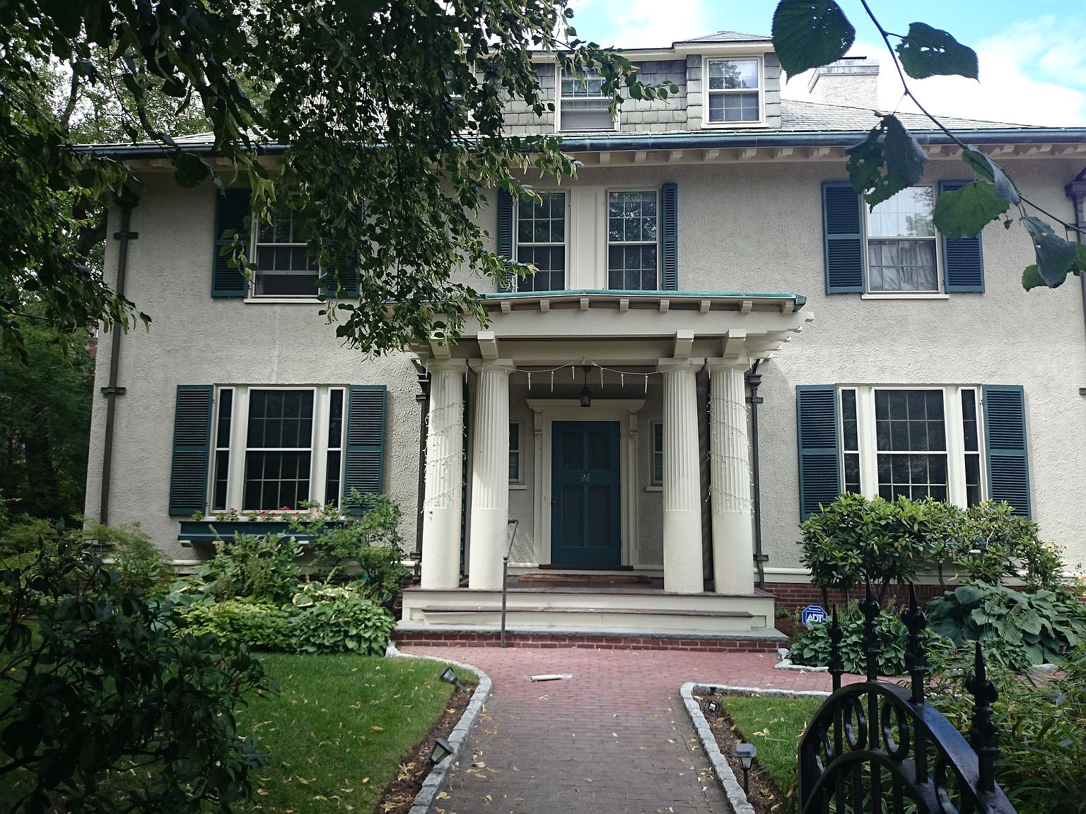 26 Monmouth St, Brookline, MA 02446 Zillow