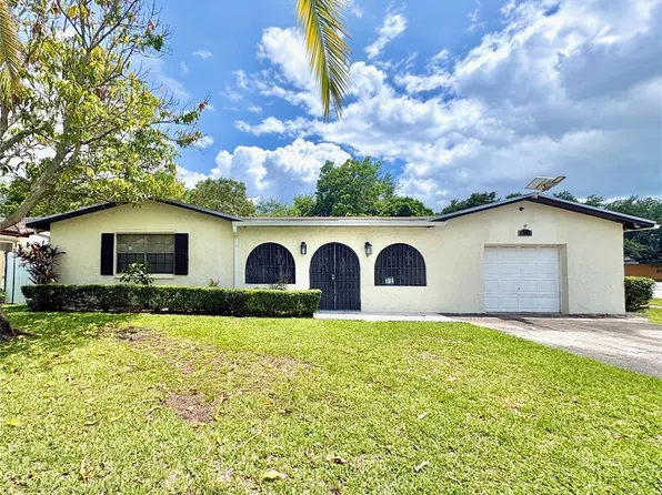 10774 SW 175th Ter, Miami, FL 33157