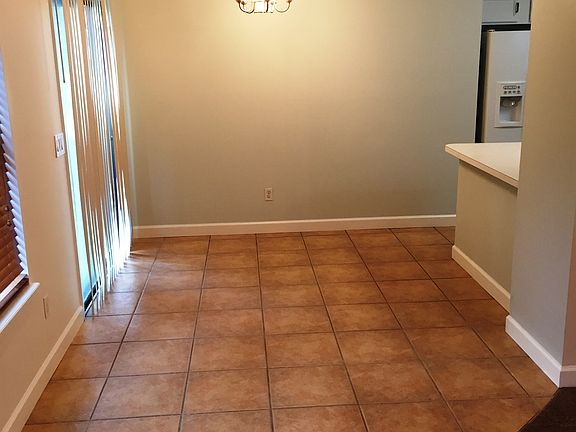 2nd image of 1207 Cove Landing Dr