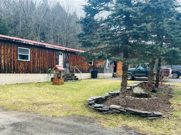 6295 Haights Gulf Rd, Cortland, NY 13045