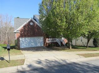 116 Riverfront Pkwy, Mount Holly, NC 28120