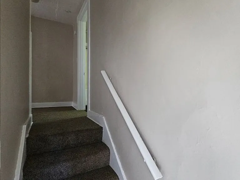 201-203 Pleasant Ave — Photo 13