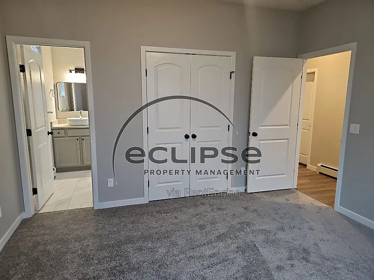 529 Washington Ave — Photo 16