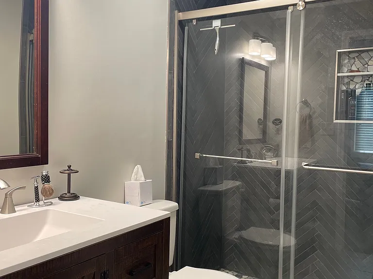 1655 Ashwood Ln — Photo 12