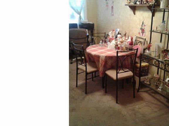 4th image of 2839 Longshore Ave