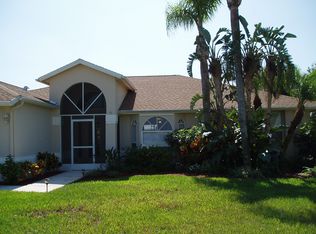 2832 SE Pace Dr, Port Saint Lucie, FL 34984