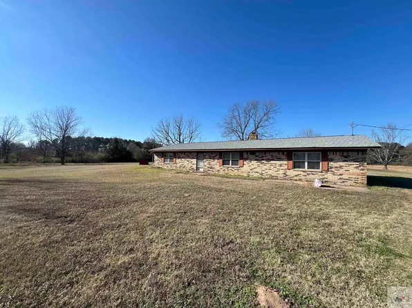 3205 S Rondo Rd, Texarkana, AR 71854