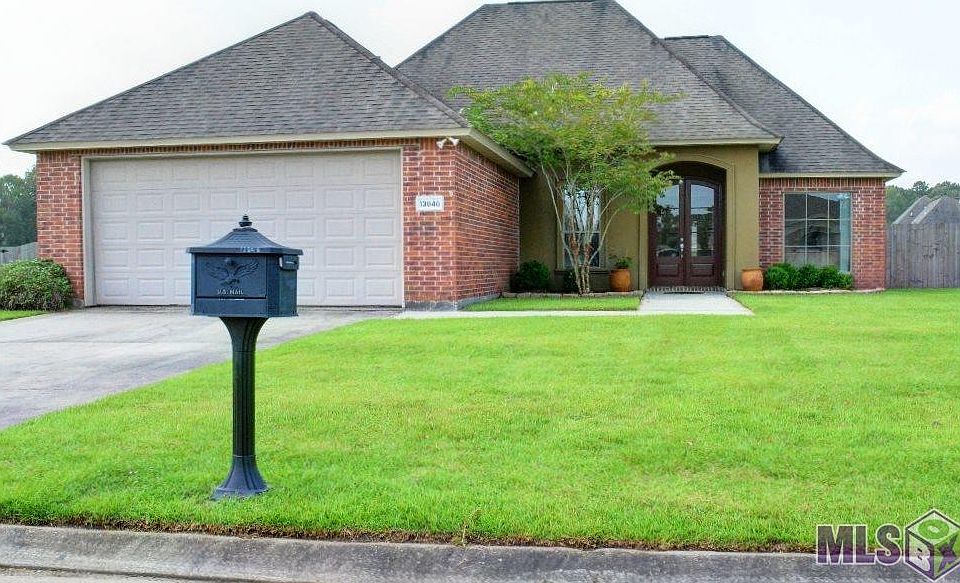 1st image of 13848 Timberlake Dr