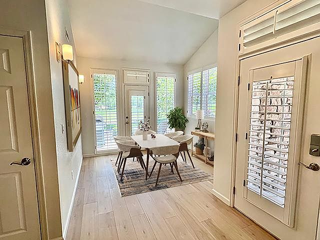 Dining area/sunroom
