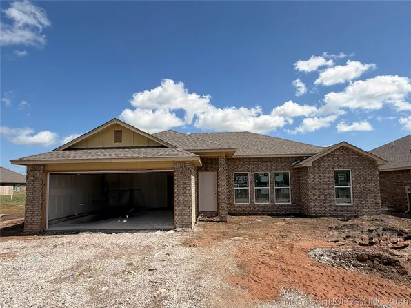 10945 S 271st East Ave, Coweta, OK 74429