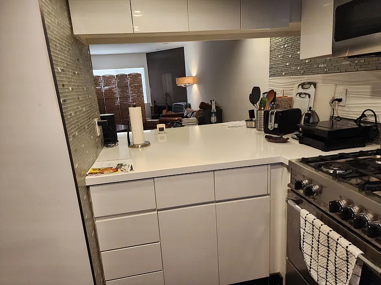 11630 Chenault St #3 — Photo 30