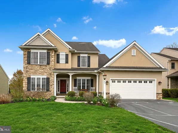 67 Clay School Rd, Ephrata, PA 17522