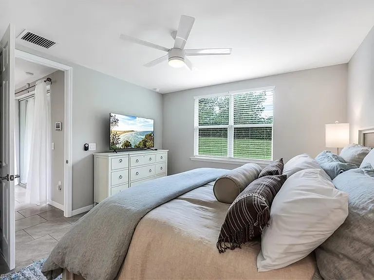 14551 Edgewater Cir — Photo 14