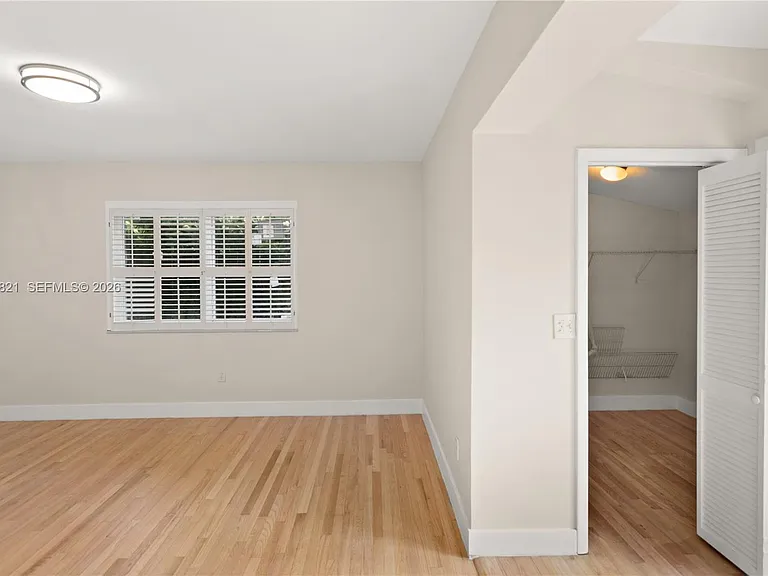 5614 San Vicente St — Photo 23