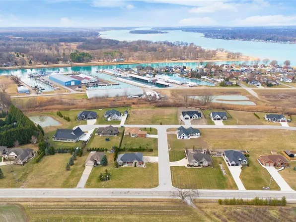 22 Tyler Dr, Saint Clair, ON N0P 2B0