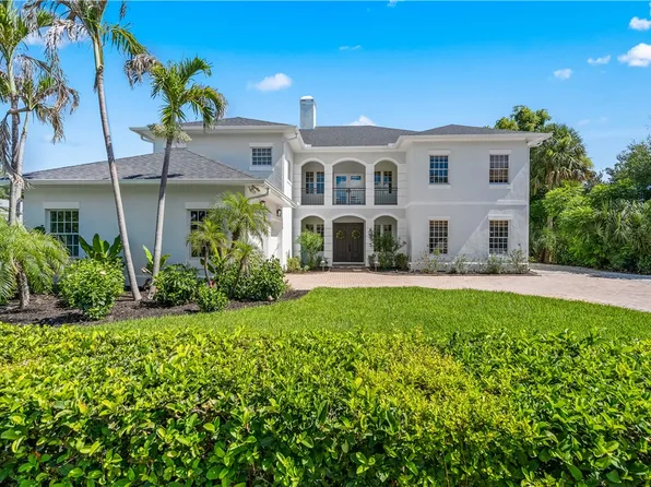 631 Camelia Ln, Vero Beach, FL 32963