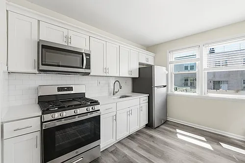 321 Lembeck Ave #1 Photo 1