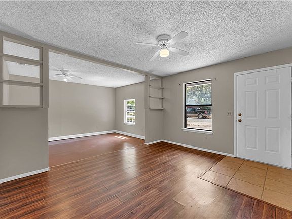 4th image of 1260 Walnut Pl