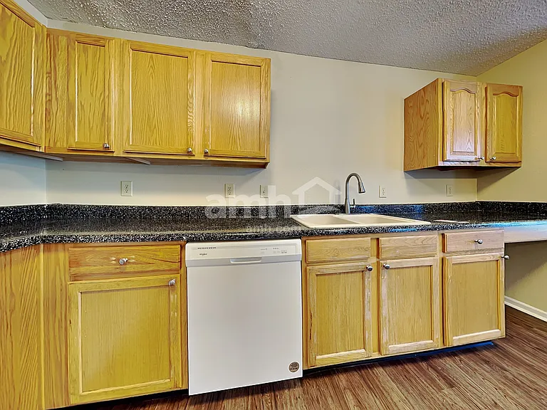 2162 Providence Dr — Photo 3