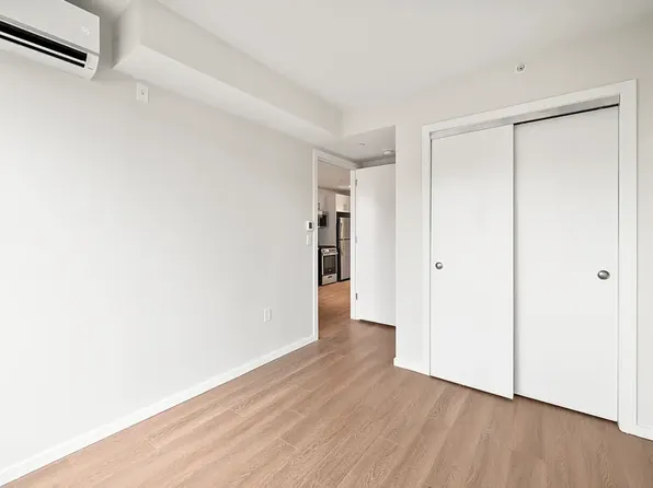 168 West 136th Street image 8 of 17