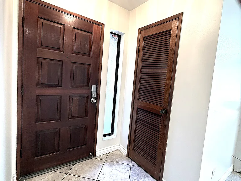926 Lake St — Photo 35