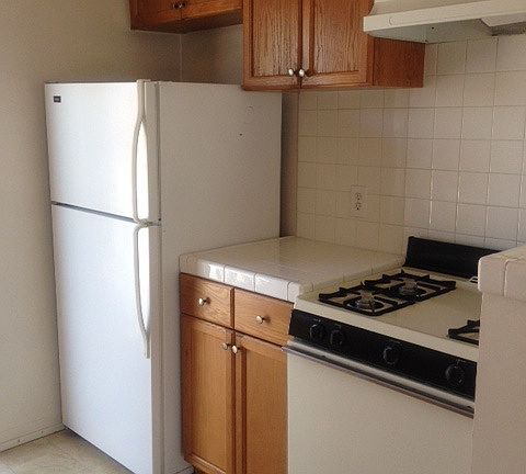 3rd image of 1713 Evergreen St