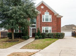 8704 Cedarview Ct, Fort Worth, TX 76123