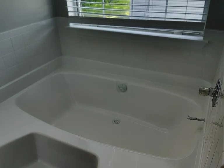 5596 Glen Ridge Bnd — Photo 10