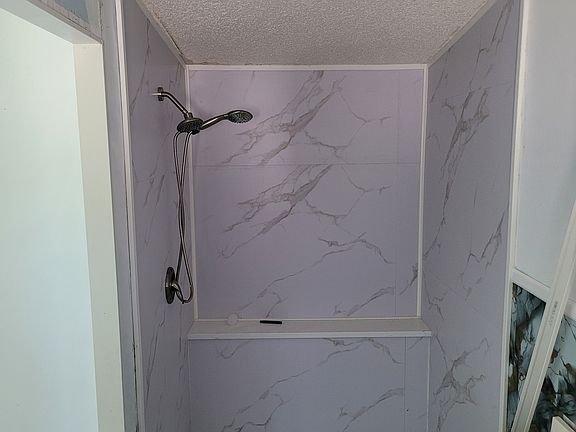 4th image of 2116 Dawn Heights Dr #1