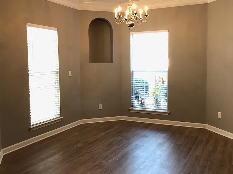 134 Highview Cv — Photo 6