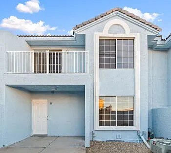 1344 Park Ln — Photo 3