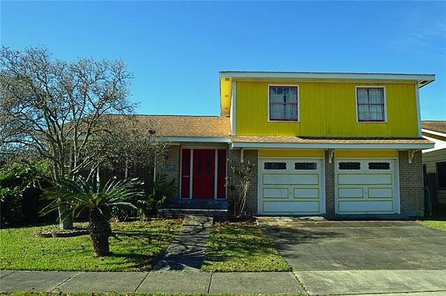 1st image of 828 Sheree Lyn Ct