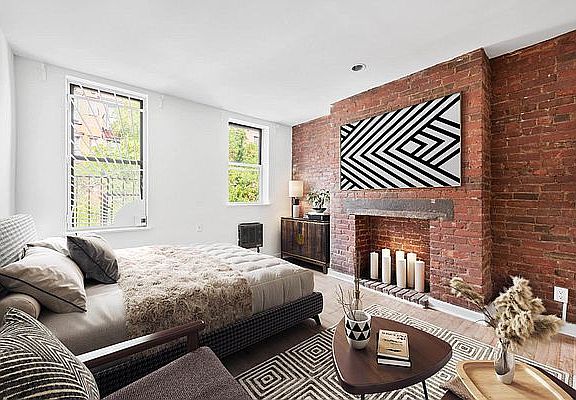 2nd image of 506 E 6th St #3FF