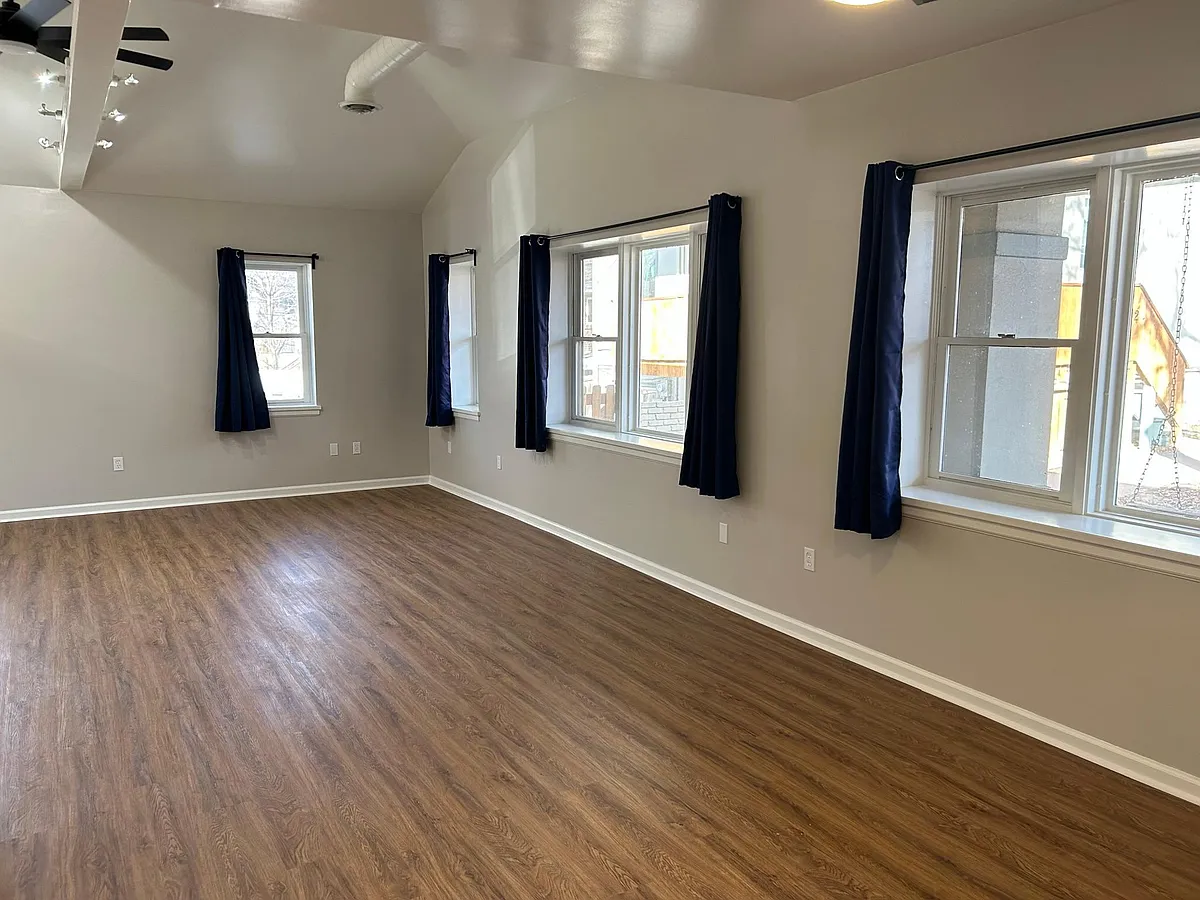 Building Photo - 1449 S University Blvd #4