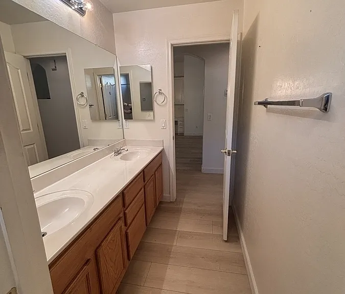 3570 E Kesler Ln — Photo 34
