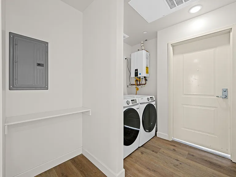 7411 Artesia Blvd #206 — Photo 7