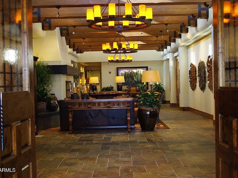 ENTRANCE TO THE TONTO VERDE COMMUNITY CLUB