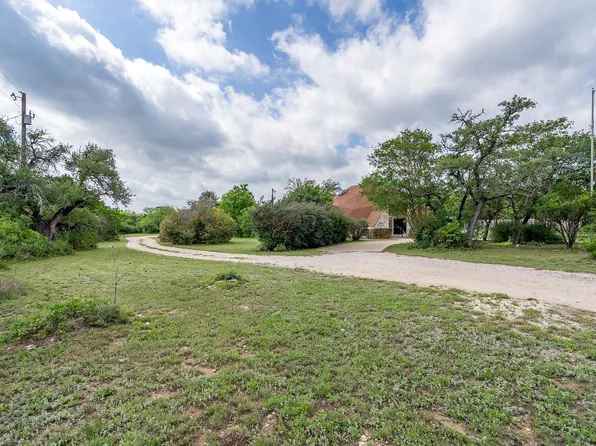 684 Indian Oaks, Liberty Hill, TX 78642