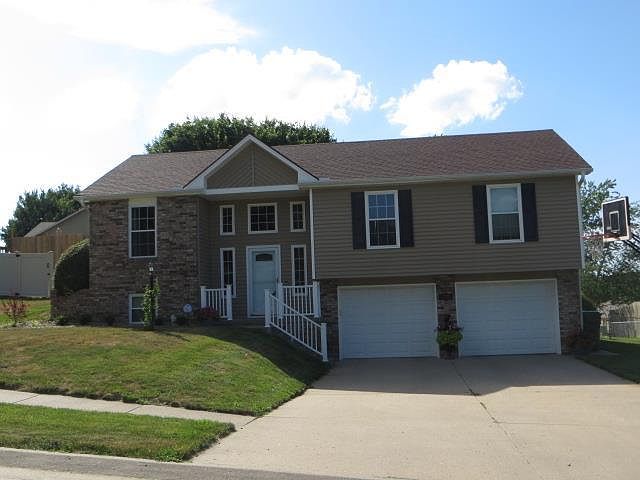 1st image of 4621 Iris Ave
